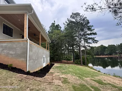Exterior - 16 Overpeck Ln, Pinehurst, NC 28374 photo 4 of 5