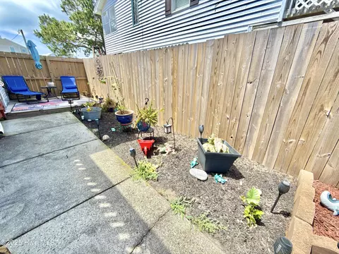 Exterior - 112 Outrigger Dr, Kill Devil Hills, NC 27948 photo 9 of 9