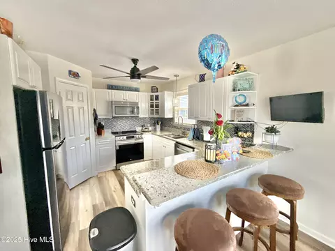 Kitchen - 112 Outrigger Dr, Kill Devil Hills, NC 27948 photo 1 of 3
