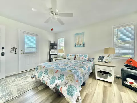 Bedroom - 112 Outrigger Dr, Kill Devil Hills, NC 27948 photo 2 of 5