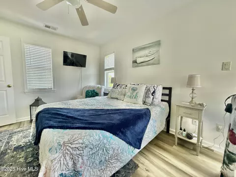 Bedroom - 112 Outrigger Dr, Kill Devil Hills, NC 27948 photo 5 of 5