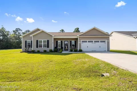 256 Sweet Gum Ln, Richlands, NC 28574