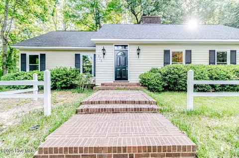 828 Chatham Rd, Rockingham, NC 28379