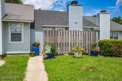 128 Witten Cir, Havelock, NC 28532