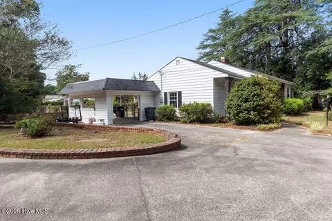 507 Hylan Ave, Hamlet, NC 28345 photo 6