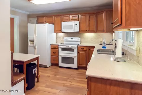 507 Hylan Ave, Hamlet, NC 28345 photo 13