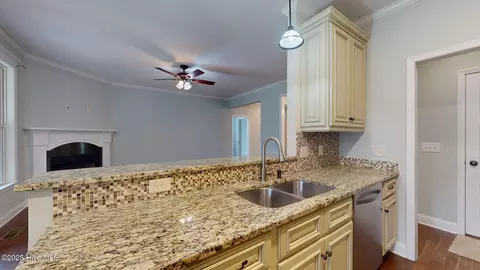 44 Spring Lake Dr, Pinehurst, NC 28374 photo 16