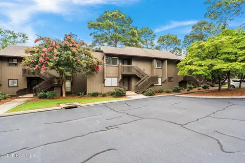 800 Saint Andrews Dr #234, Pinehurst, NC 28374