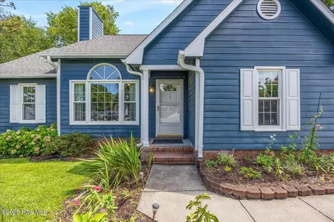 303 Godfrey Ct, Wilmington, NC 28412