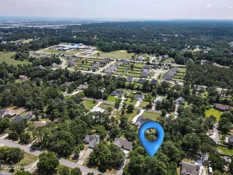 327 Masters Ln, Hampstead, NC 28443 photo 6