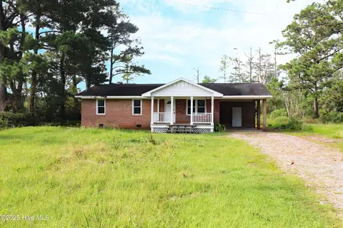 280 Hwy 70 Bettie, Beaufort, NC 28516