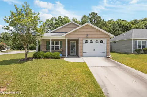 3600 Delesa Ct, New Bern, NC 28560