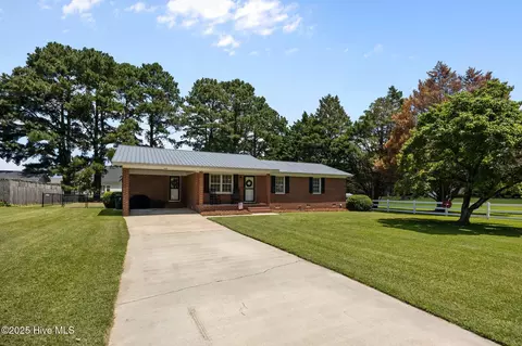 407 E Wilson, Macclesfield, NC 27852 photo 6