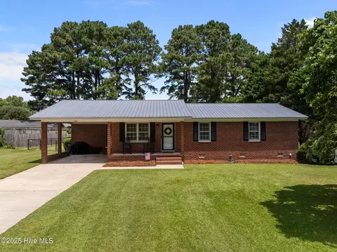 407 E Wilson, Macclesfield, NC 27852 photo 2