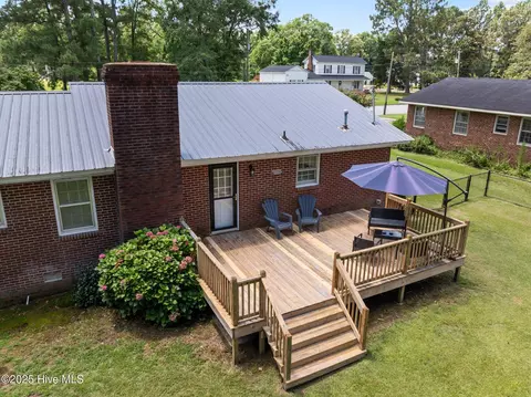 407 E Wilson, Macclesfield, NC 27852 photo 12