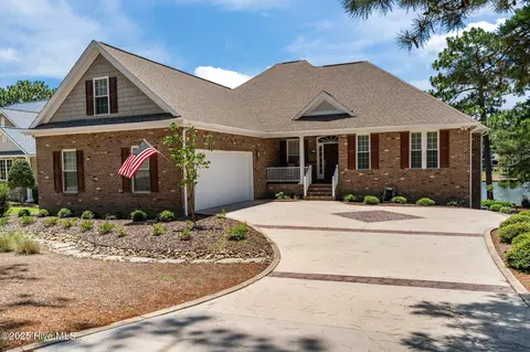 125 Baker Cir, Seven Lakes, NC 27376