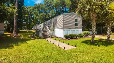 7249 Lula St SW, Ocean Isle Beach, NC 28469