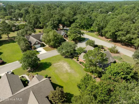 159 Candlestick Dr, Wallace, NC 28466 photo 5