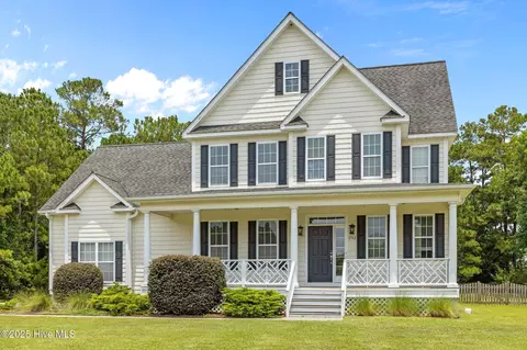 1800 Arctic Tern Ct, Morehead City, NC 28557