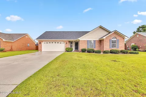 6923 Springer Rd, Wilmington, NC 28411