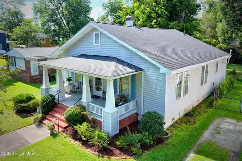 1422 Spencer Ave, New Bern, NC 28560