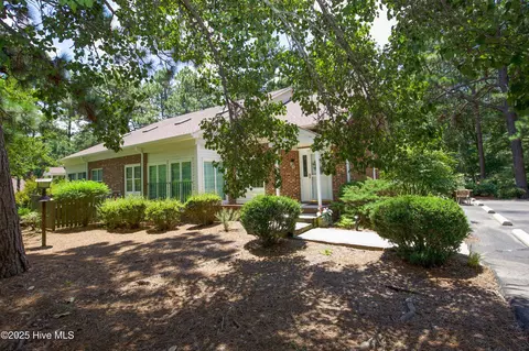 9265 Us 15-501 #18D, Pinehurst, NC 28374