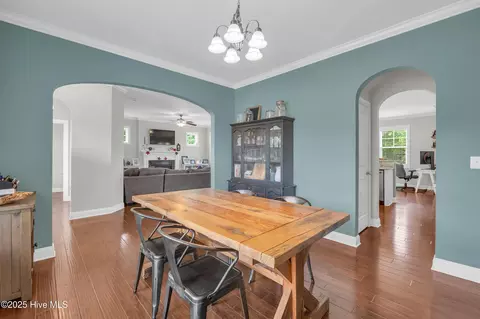 Dining - 256 E Conolly Ct, Hampstead, NC 28443 photo 2 of 2