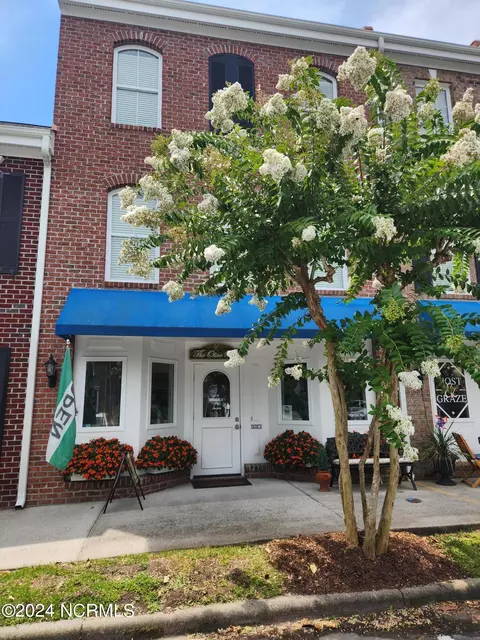 7645 High Market St UNIT 4, Sunset Beach, NC 28468