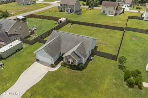 View/Area - 308 Springcreek Ct, Hubert, NC 28539 photo 5 of 9