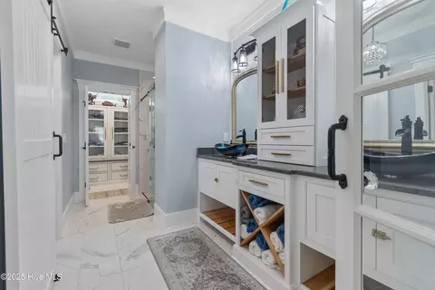 Bath - 405 39th St, Sunset Beach, NC 28468 photo 4 of 7