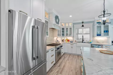 Kitchen - 405 39th St, Sunset Beach, NC 28468 photo 2 of 6