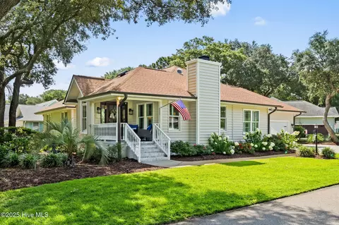 321 Sea Trail Dr W, Sunset Beach, NC 28468