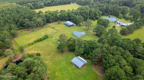 161 Howard Ln, Swansboro, NC 28584