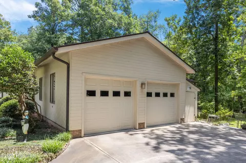 107 Hampton Dr, Washington, NC 27889 photo 31