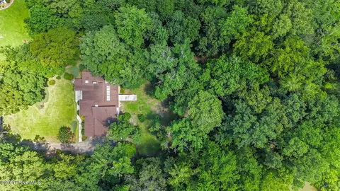 107 Hampton Dr, Washington, NC 27889 photo 7