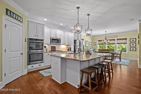 Kitchen - 159 Aster Pl, Hampstead, NC 28443 photo 1 of 5