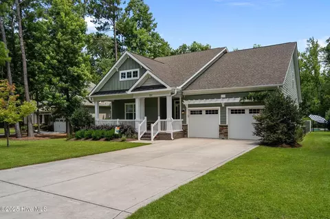 159 Aster Pl, Hampstead, NC 28443