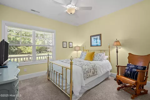 Bedroom - 159 Aster Pl, Hampstead, NC 28443 photo 4 of 8