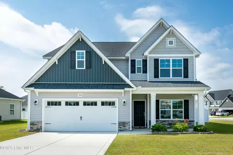 3206 Dandelion Dr, Grimesland, NC 27837
