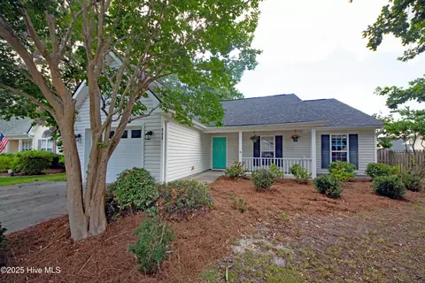 522 Maple Branches Dr, Leland, NC 28451