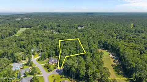 4003 Heather Ct, New Bern, NC 28562