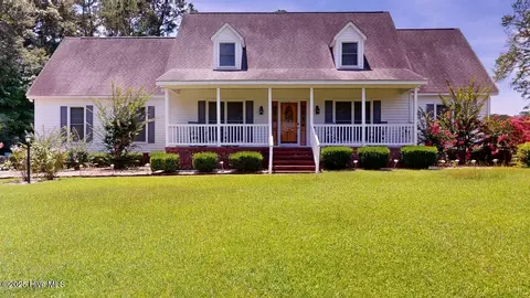 2618 Saint John Cir, Kinston, NC 28504