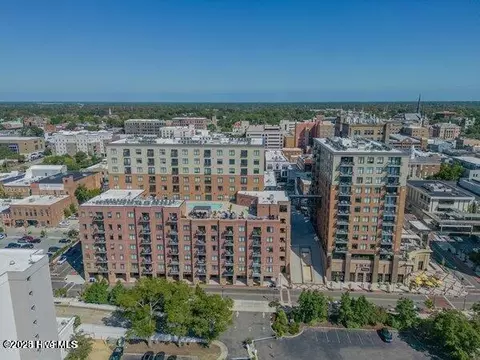 14 Grace St #1008, Wilmington, NC 28401