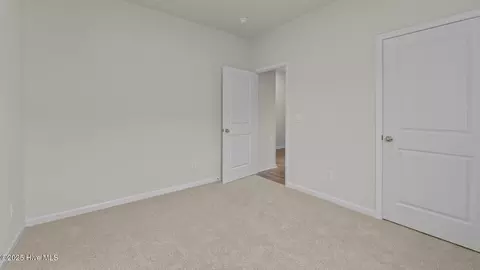 Bedroom - 2027 Minnette Cir, New Bern, NC 28562 photo 4 of 7