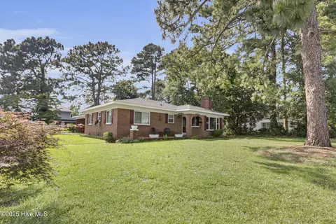 1000 Oriental Ave, Kinston, NC 28504