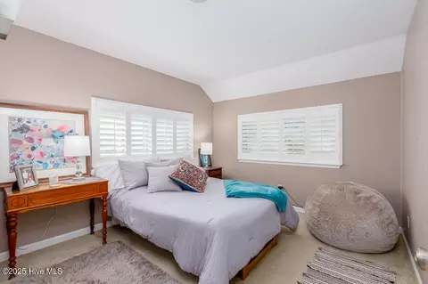 Bedroom - 100 Quarterdeck Townes Townes, New Bern, NC 28562 photo 1 of 3