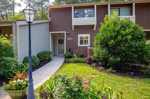 Exterior - 100 Quarterdeck Townes Townes, New Bern, NC 28562 photo 1 of 4