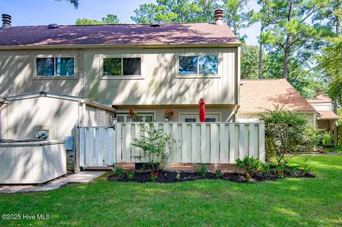 Exterior - 100 Quarterdeck Townes Townes, New Bern, NC 28562 photo 2 of 4