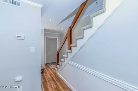 Entry Way - 100 Quarterdeck Townes Townes, New Bern, NC 28562 photo 1 of 2