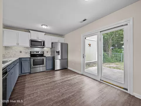 202 Gray Fox, Hubert, NC 28539 photo 9
